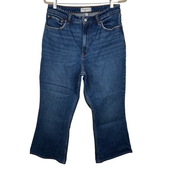 SHORT Abercrombie & Fitch Curve Love Vintage Flare High Rise Jeans 31/12 - Picture 1 of 4